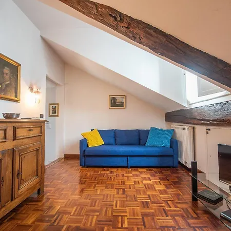 House With Terrace Апартаменты