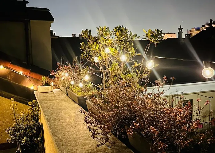 House With Terrace شقة *