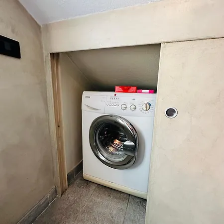 House With Terrace *