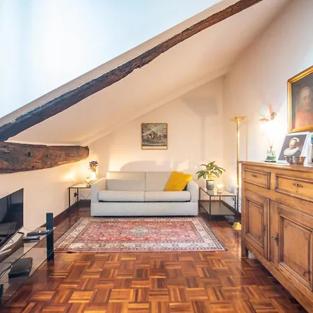 House With Terrace *