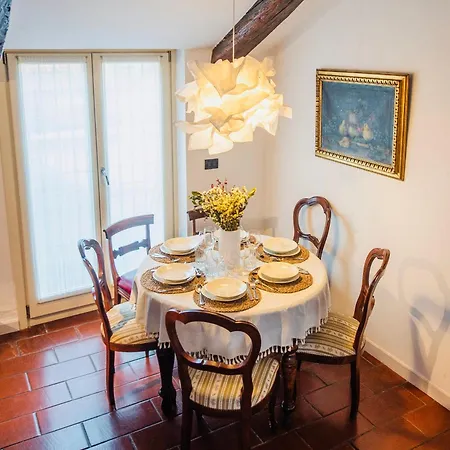 House With Terrace *