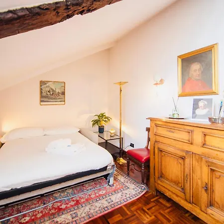 House With Terrace * Turim